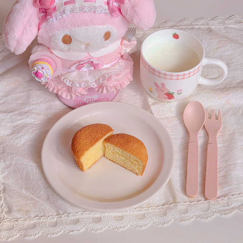 쌀카스테라🧁 우유🥛 💬 역시 카스테라에는 우유🩷