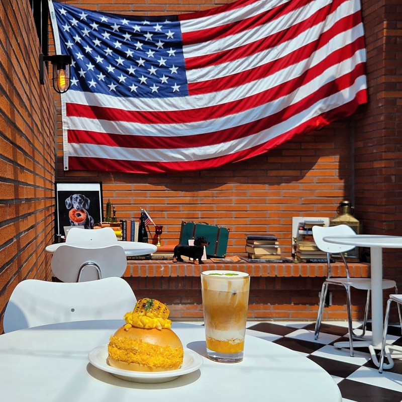 옥수수 베이글🥯 오렌지비앙코☕️ 💬 오랜만에 브런치🍽