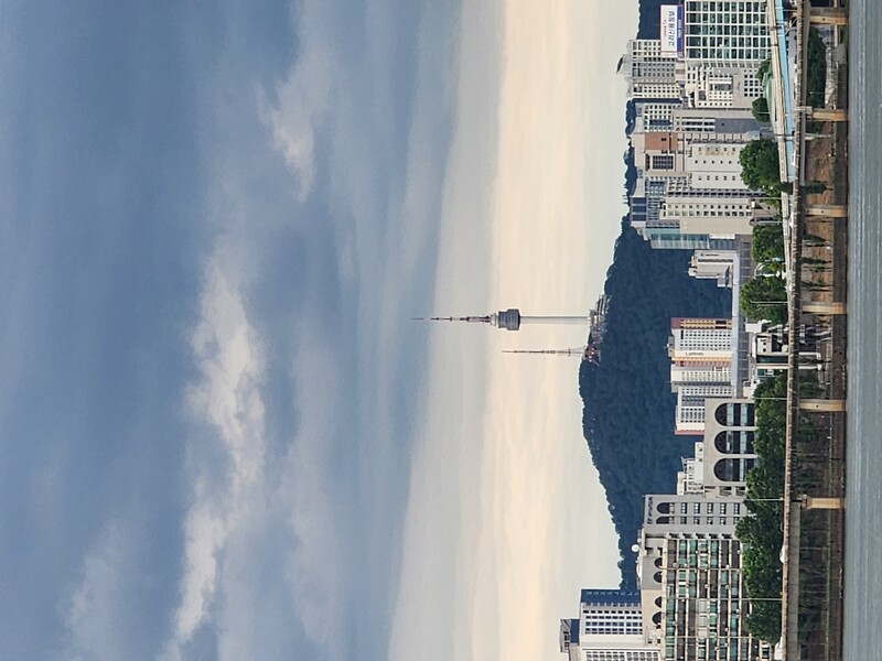 역시 집에서 누운채로 쉬고 있는 게 최고다ㅠ
