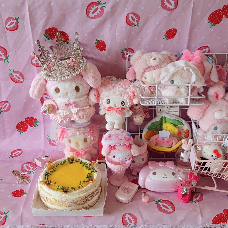 . () ♡ () ┏┻┻┻┓ ┏┛★★★┗┓ ┃ ♪･ *･ ･* ･♪ ┃ ┏┛ ∧⑅⑅∧. ┗┓ ┃ ☆ (๑• ω •๑).. ☆ ┃ Happy Bi