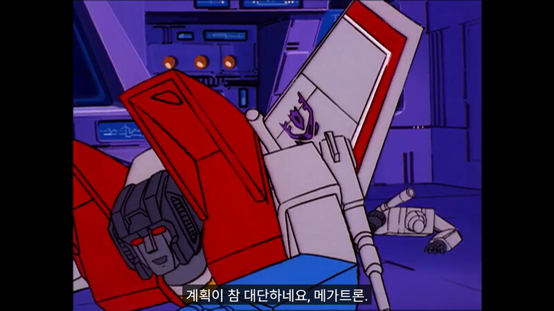 서로 갈구는 게 개웃김 맨날 저러는데도 같이 다닌다는 게 더 코미디