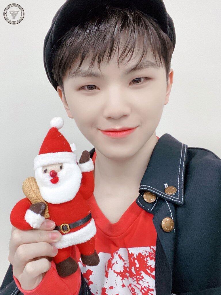 세븐틴 윤정한 이지훈