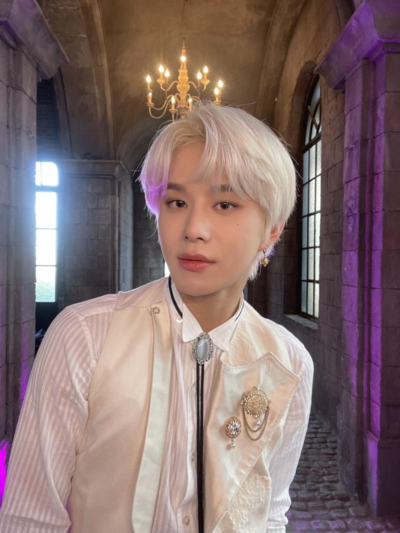 NCT FAVORITE VAMPIRE JUNGWOO