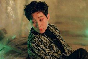 사실 내가 하는 커뮤니티가 거의 없어서 절반은 영업용이라고 봐줘 확신의 임철흑발짧머소원성취다제머릿속딘딘은 임철이라고요 졸라섹시한 근데이제 귀여움을곁들인 긍께 약간 재질이