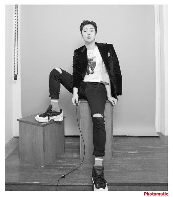 사실 내가 하는 커뮤니티가 거의 없어서 절반은 영업용이라고 봐줘 확신의 임철흑발짧머소원성취다제머릿속딘딘은 임철이라고요 졸라섹시한 근데이제 귀여움을곁들인 긍께 약간 재질이