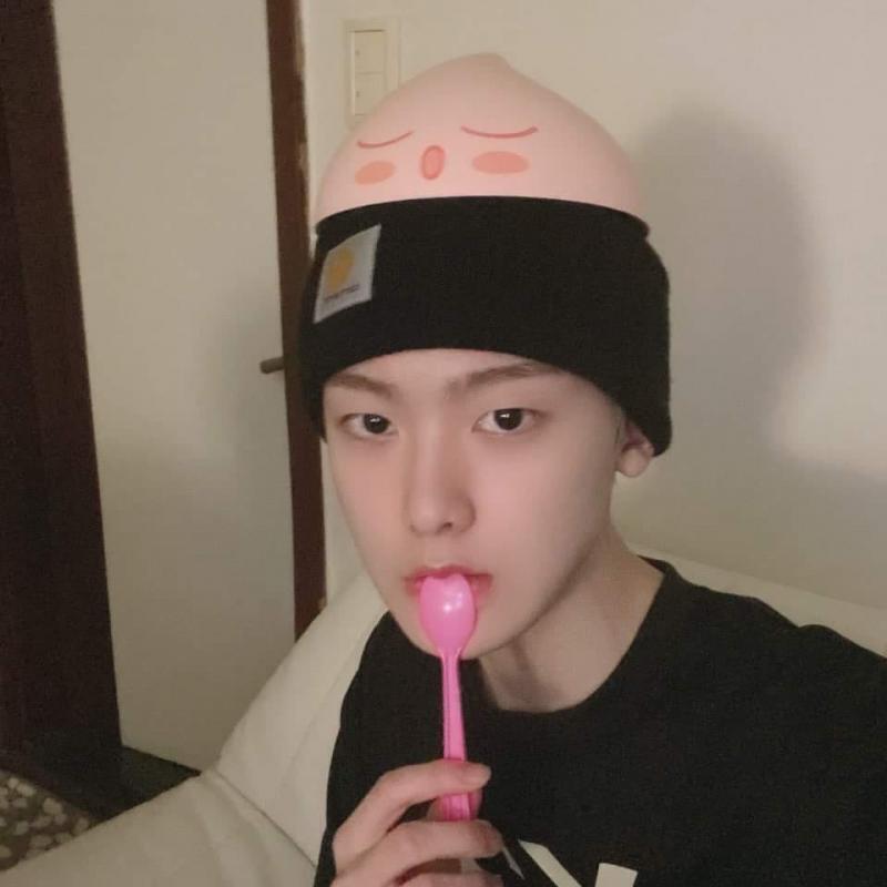 윤산하 티존 오져