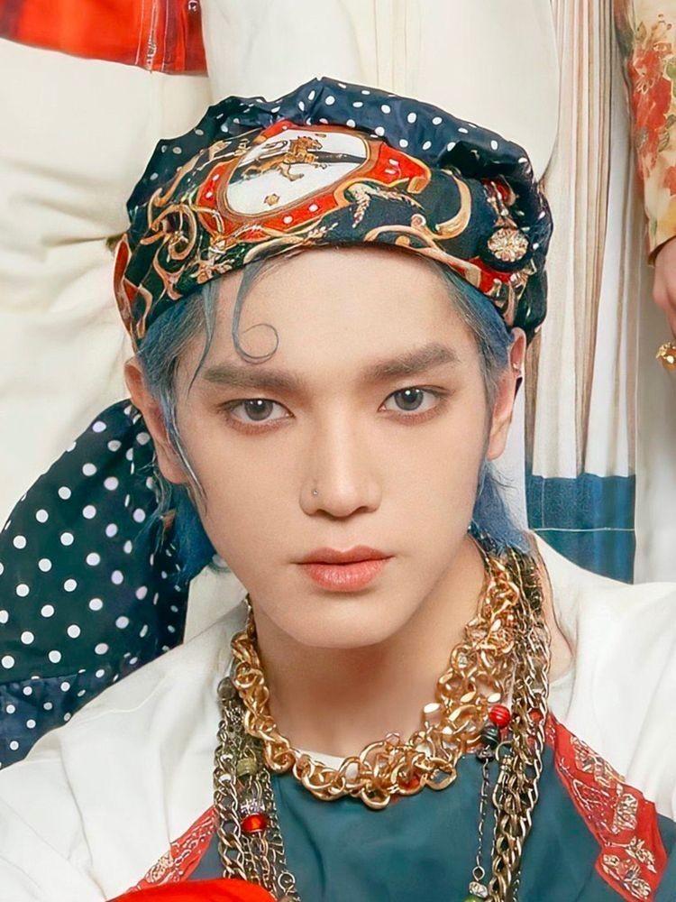 태용 본명 이태용 생년월일 특징 NCT의 총괄리더 무대와 무대밖의 갭차이가 엄청 멤버 중의 하나이다 작사 작곡 랩메이킹 안무구성 다양한 능력을 가지고 있다 주먹밥 쿵야를 닮아서