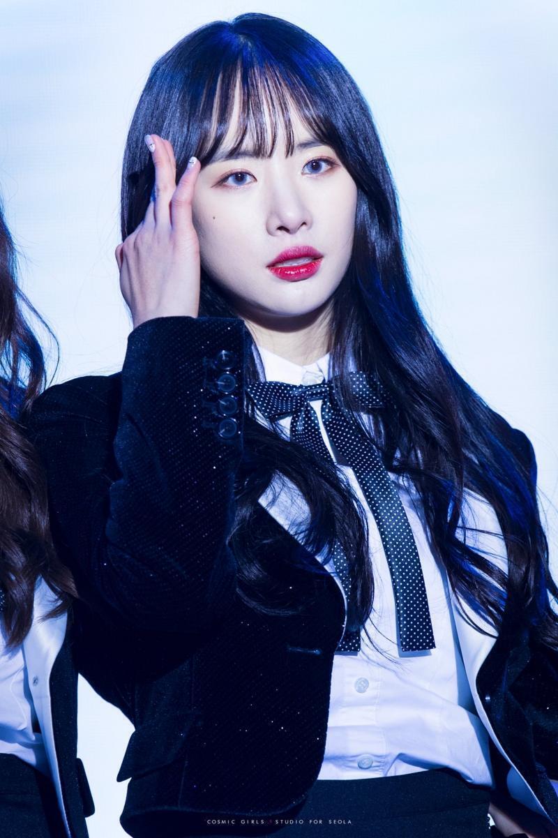 설아