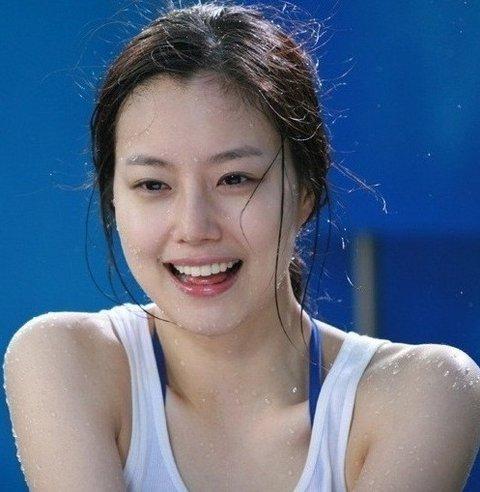 문채원