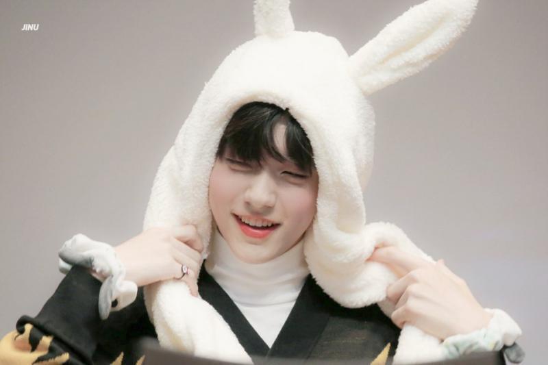 투모로우바이투게더 수빈