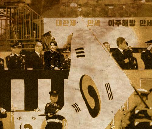 우리 아빠는 항상 우리 민족에 대해 열변을 털어놓았다 강명제 폐하의 치세니 제국의 위대함이니 어릴 적의 나는 이해할 수가 없었다 우리나라는 대한민국이 아닌가 아빠는 특히 일이