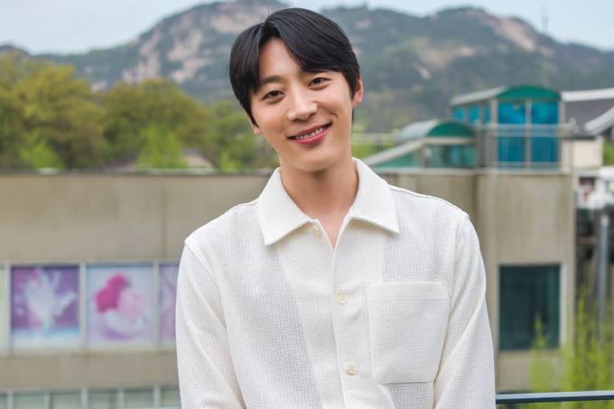 배우 정치인 둘다 신현수