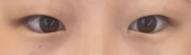 한거 한쪽만 지운거 양쪽다지운거 어떻게생각햐 마음에 들고 예뻐보이는데 동생이 나보고 화장 처음하는 사람같다면서 맞음 이상하다며 도와주라
