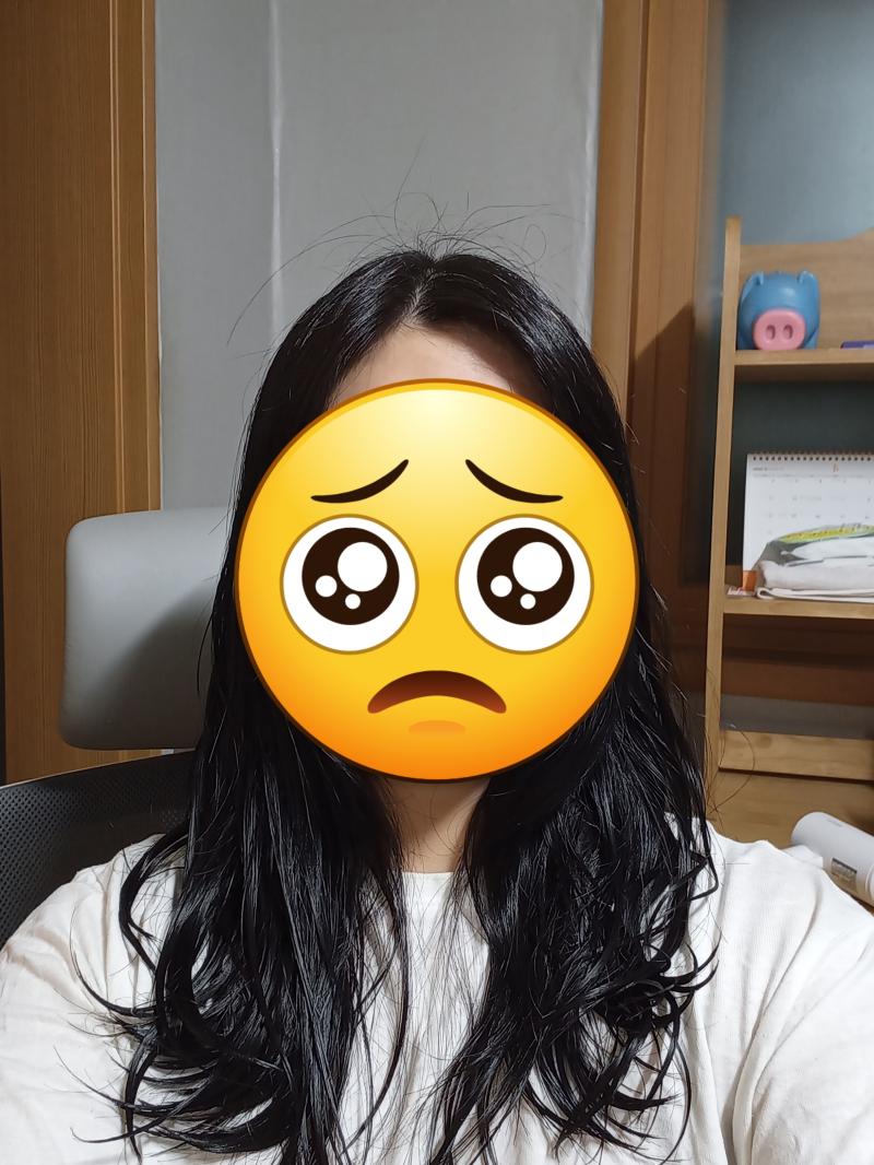 머리 말리고 앞머리 넘겼는데 옆짱구 너무 심하니