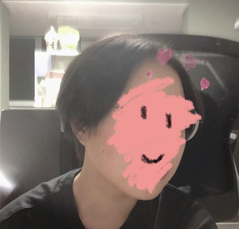이렇게 옆모습이 나오구