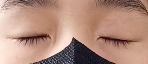 속눈썹 짧은 걸론 내가 등할 같다 몬가
