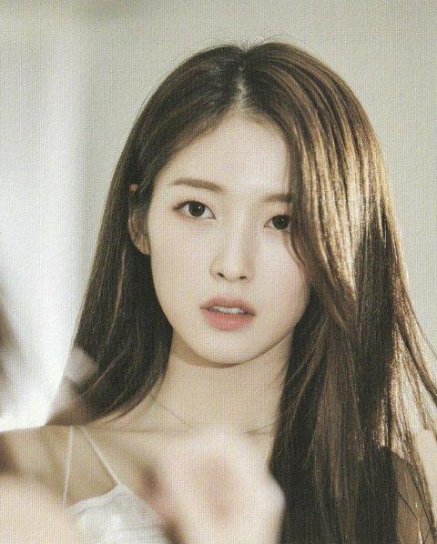 놓지마정신줄 남훈이처럼 불의의사고로 눈에 개큰콩깍지가 씌여서 내가 이런 초미모의 여자로보이고 내가 뭔지랄을해도 졸라사랑스러워해주고 보듬어주는 남친이생겼으면좋겠다