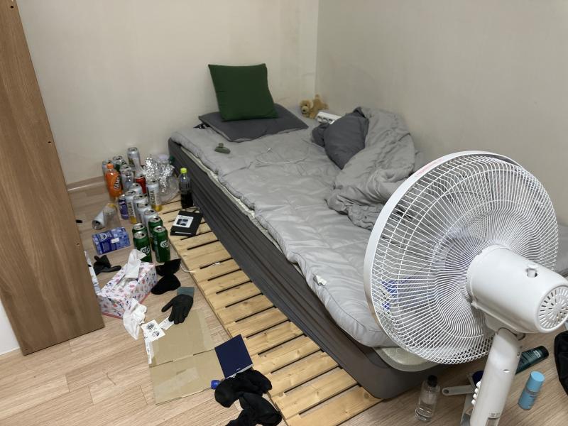 일단 여기는 현상태 옷부터 정리하겠음