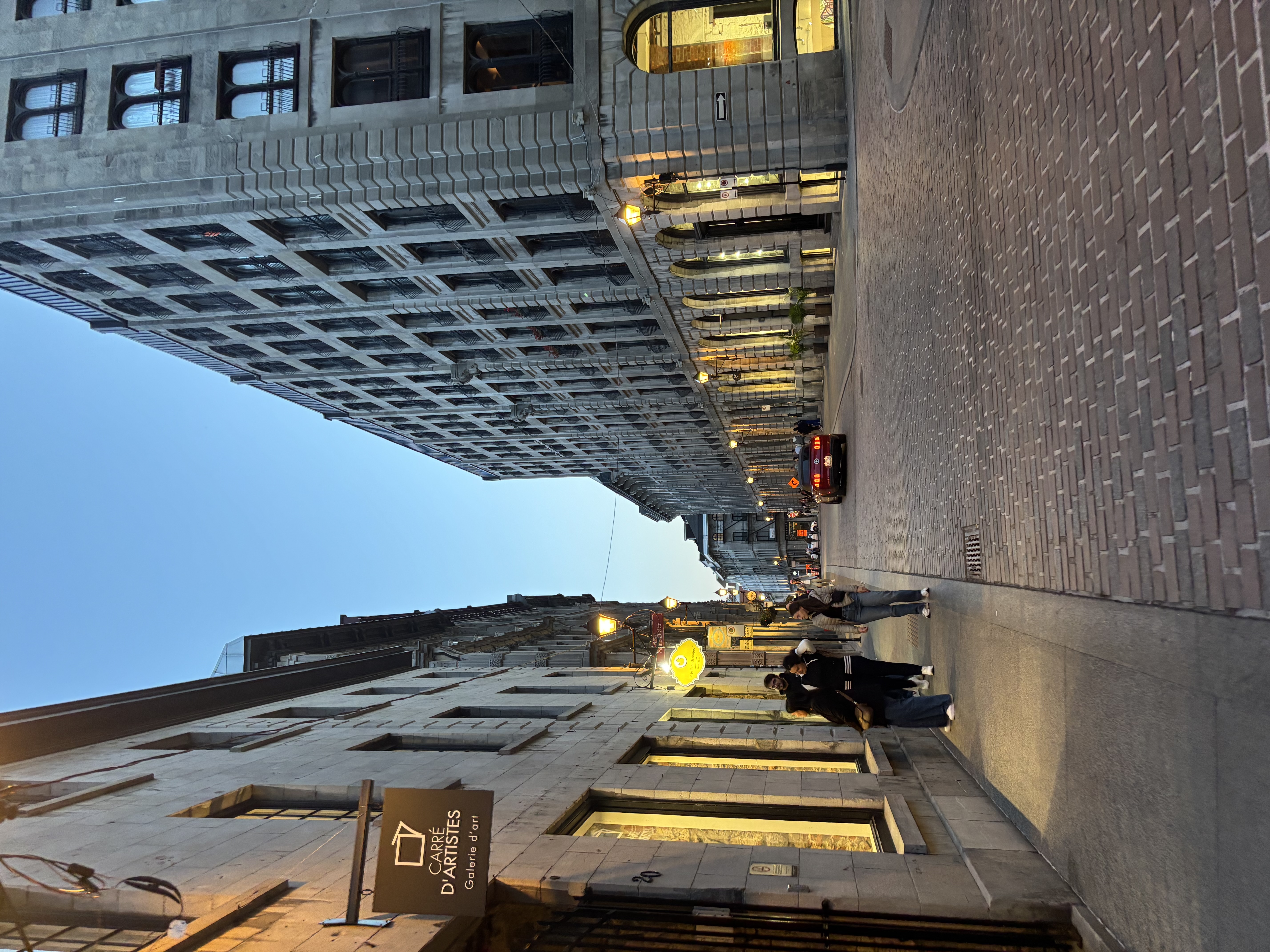 love old montreal tell me this isnt fkn somewhere in europe