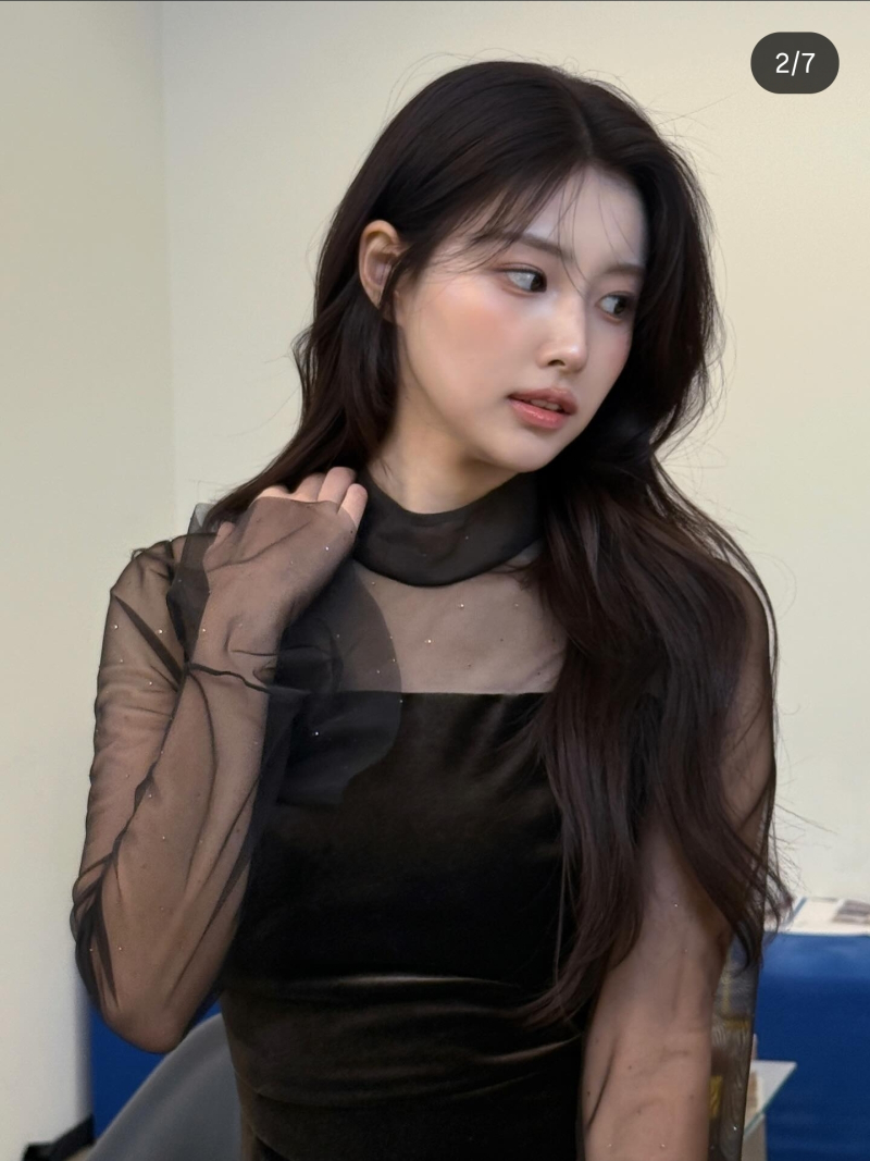 너무 길어서 자르라고 눈치주는 사람 있을거라고 아니면 괜찮 유니폼 입는 직종은 아니고 일반 사무직이야