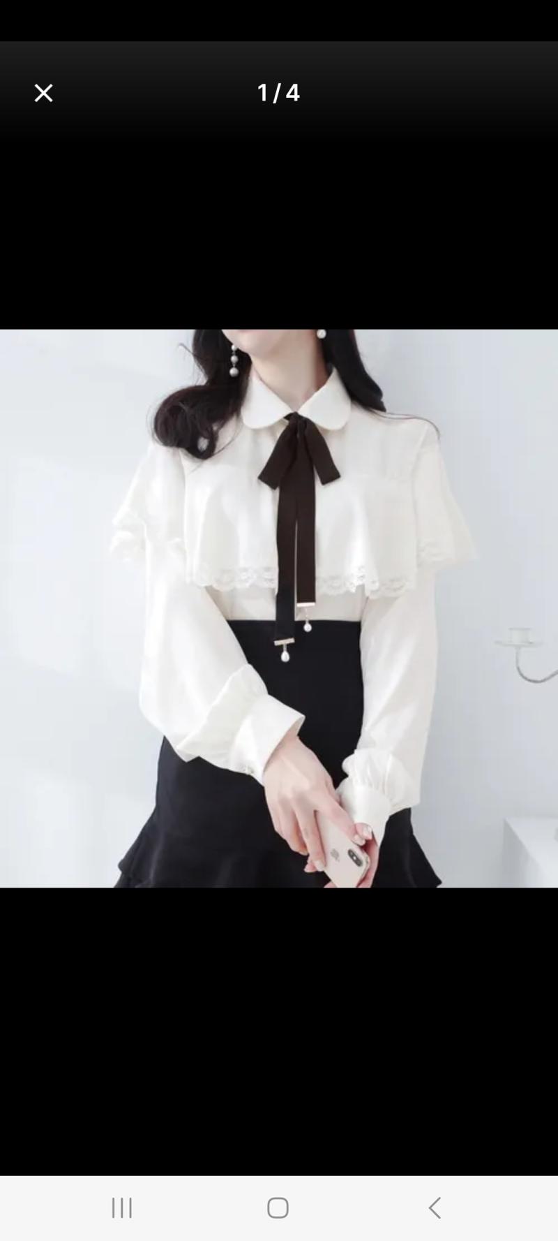 옷은 거지처럼 보이면 안되니까 고급스럽게 이런 리본 달린 블라우스 입고 어려보이기 위해 레이스 달린 a라인 스커트 입고 메리제인 구두도 신자