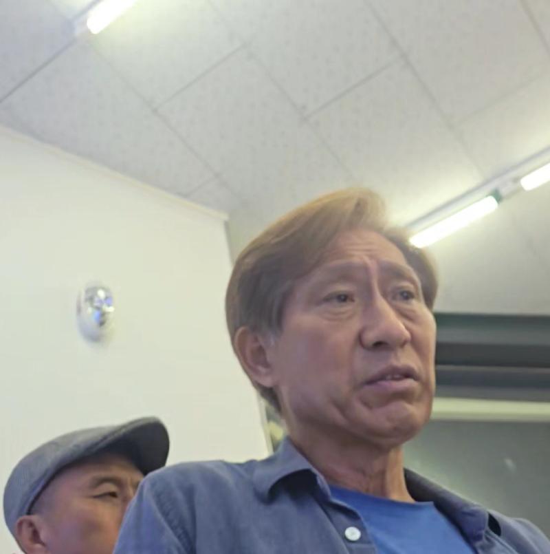 신고 누적으로 블라인드 되었습니다